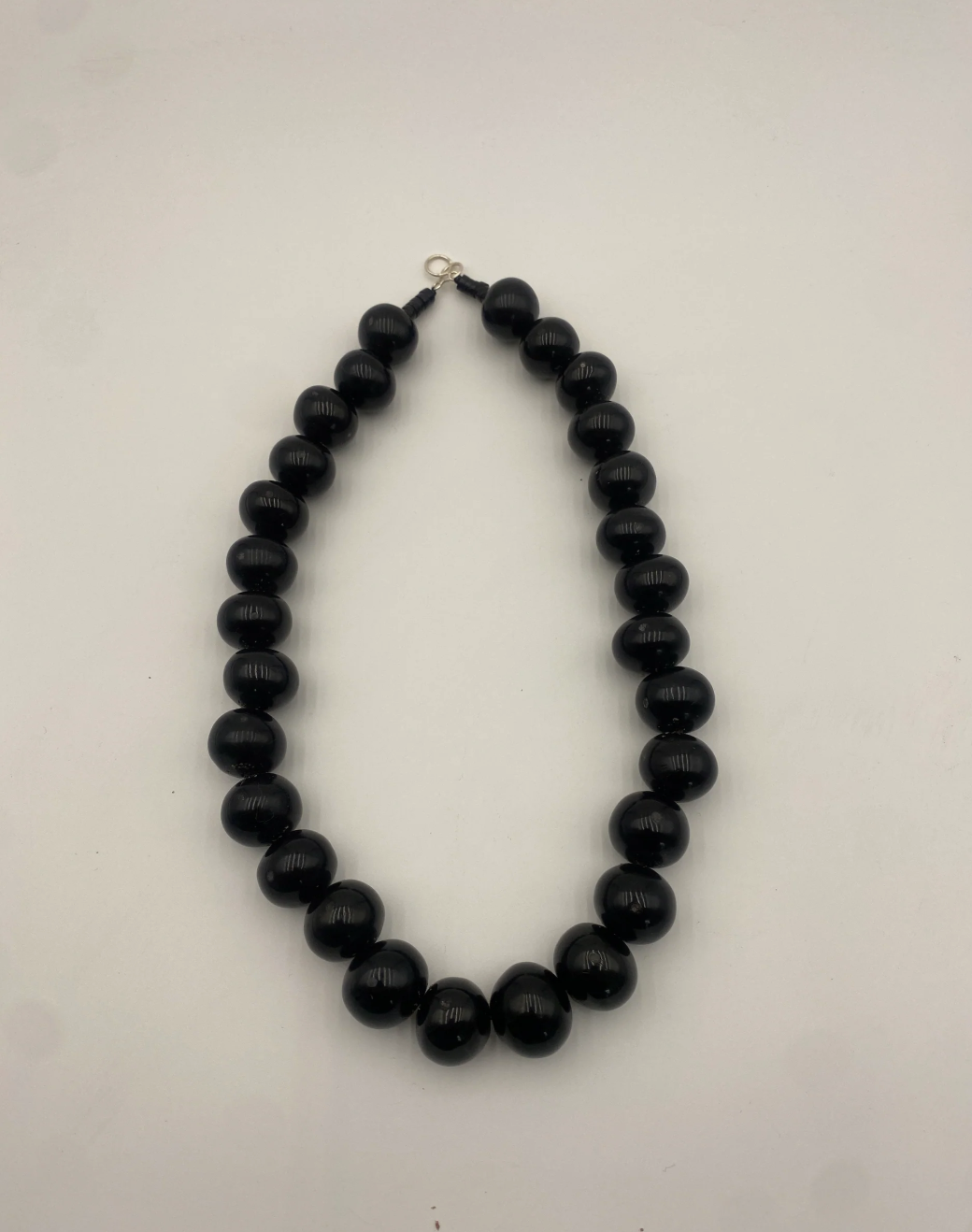 Indómita – Collar esferas de cocoyol