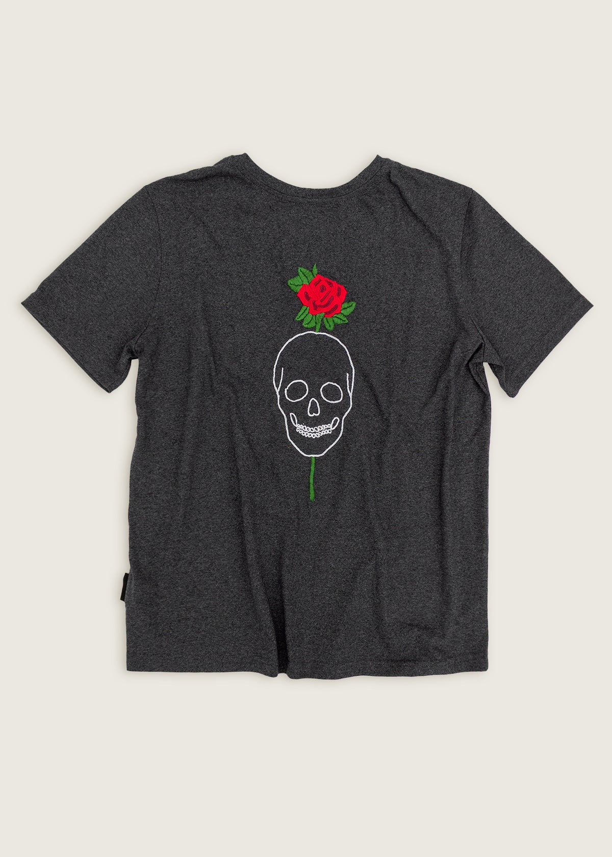 Playera Skull & Flowers Giotex