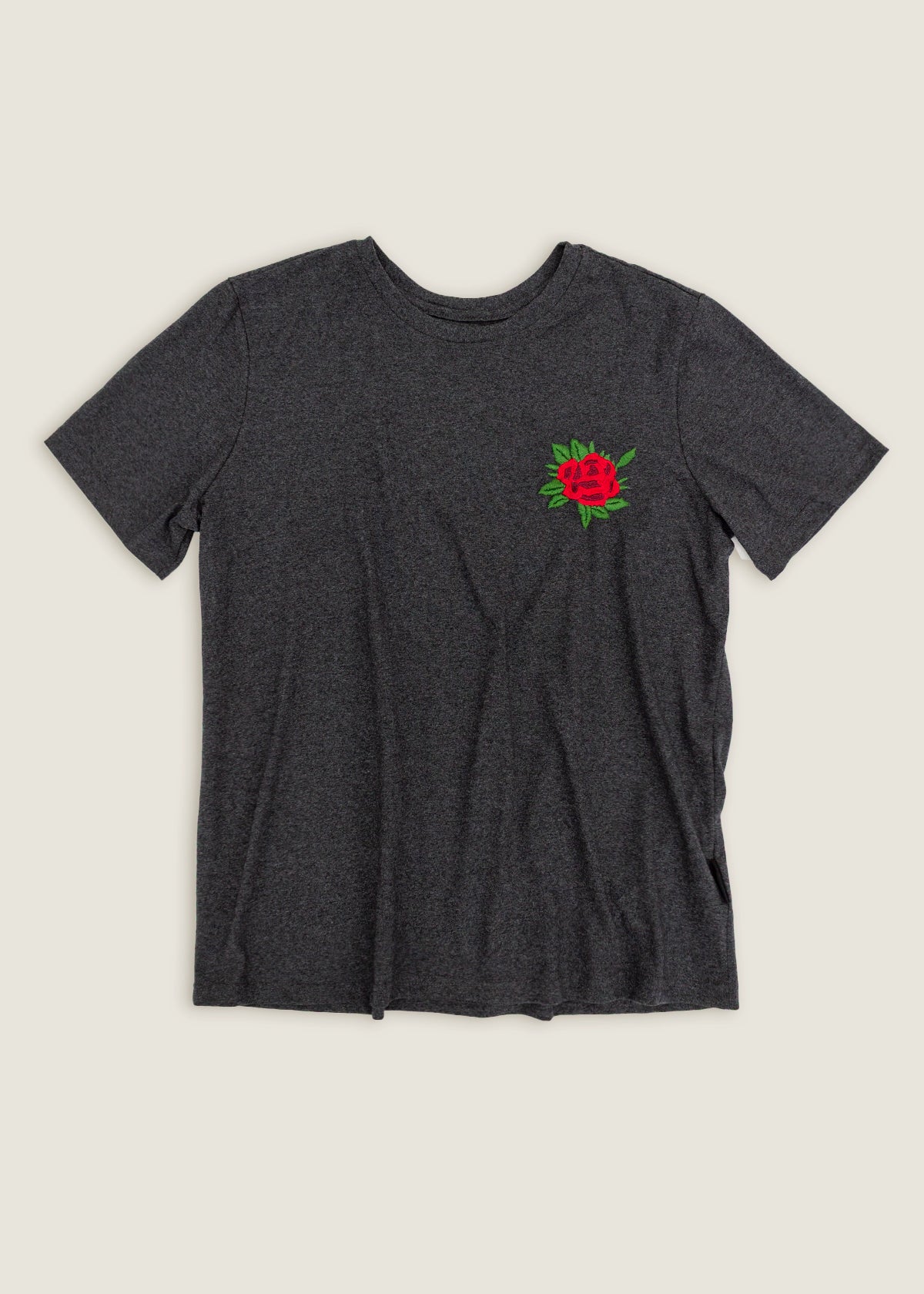 Playera Skull & Flowers Giotex