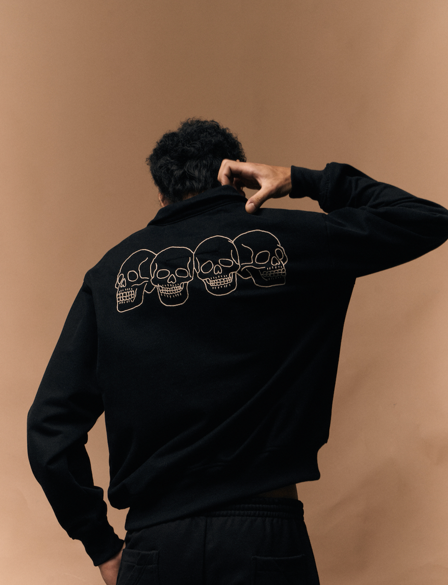 Sudadera Cuello Alto Calaveras
