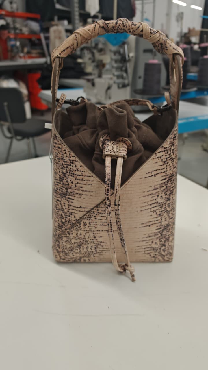 Evidennte – Alba Bucket Bag Pitón Blanco Multicolor