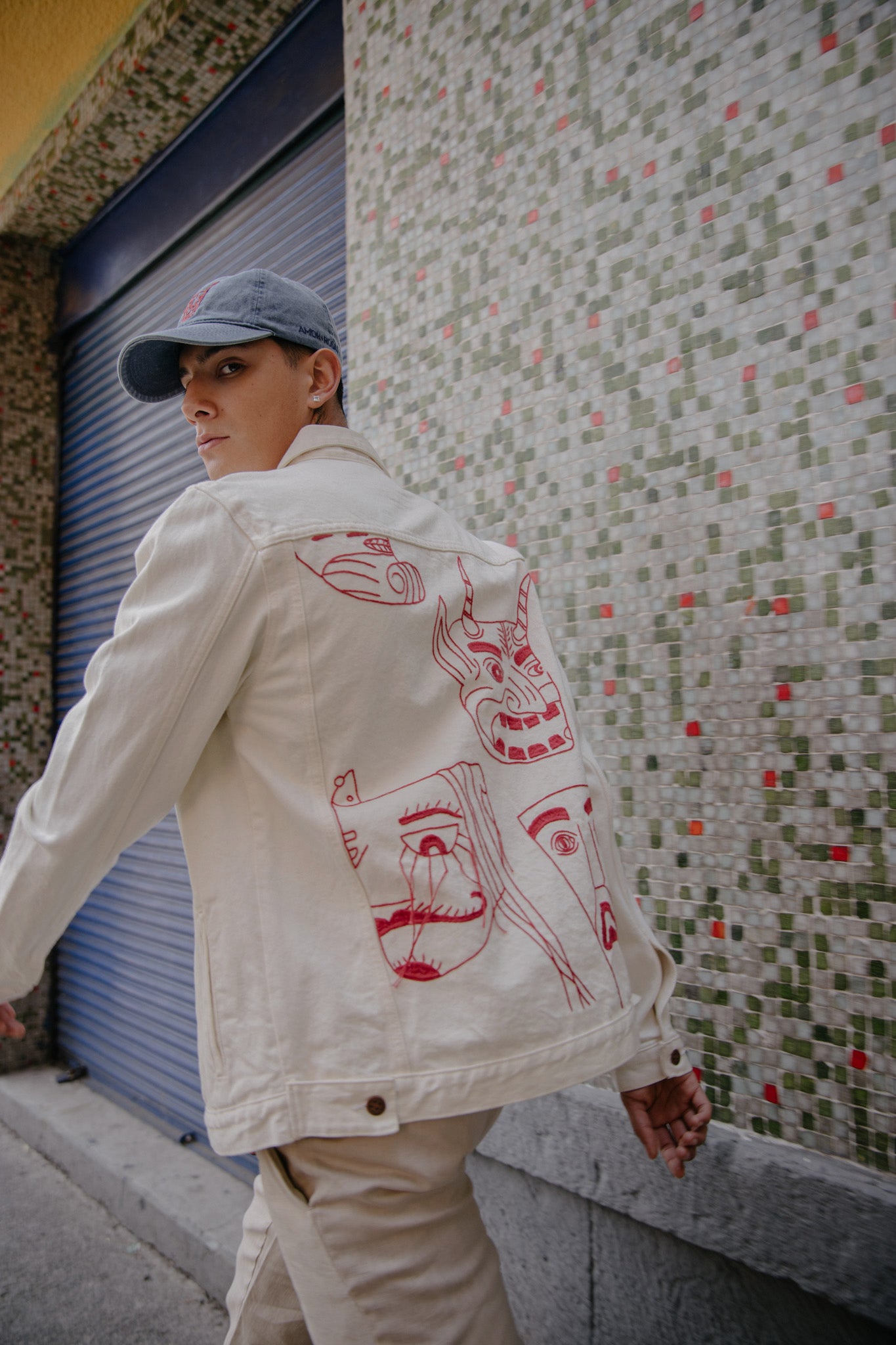 Chamarra mezclilla máscaras